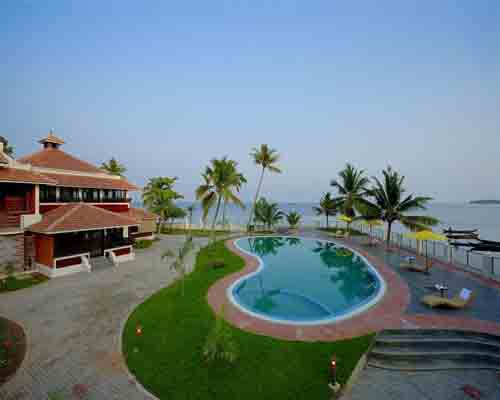 Welgreen Kerala Holidays - Shanthitheeram Lakeside Heritage Resort 